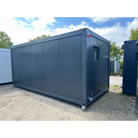 Conteneur habitable 6,00 x 3,00 m avec kitchenette, WC et douche